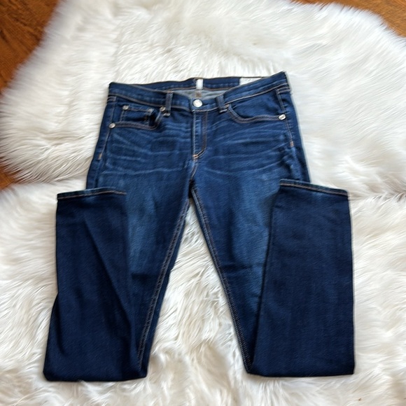 Rag & Bone Skinny Jean in Kensington Wash - Picture 4 of 8